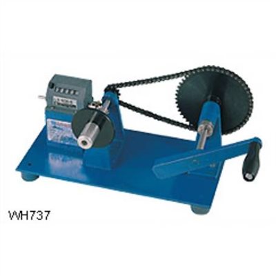 Manual winder